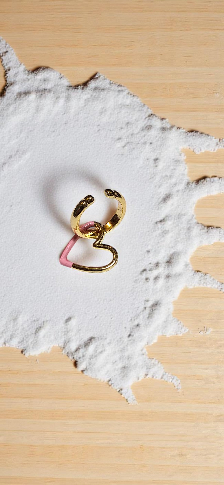 Accesorio de oreja romántico con forma de corazón