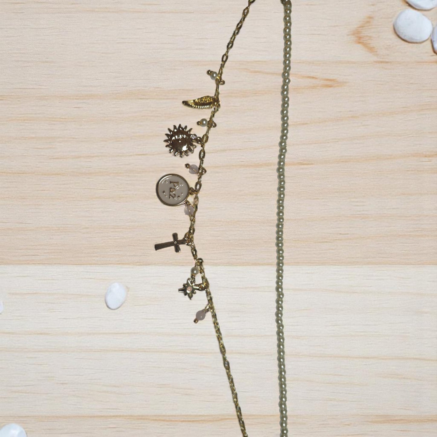 Collar con mensaje de paz y estilo bohemio
